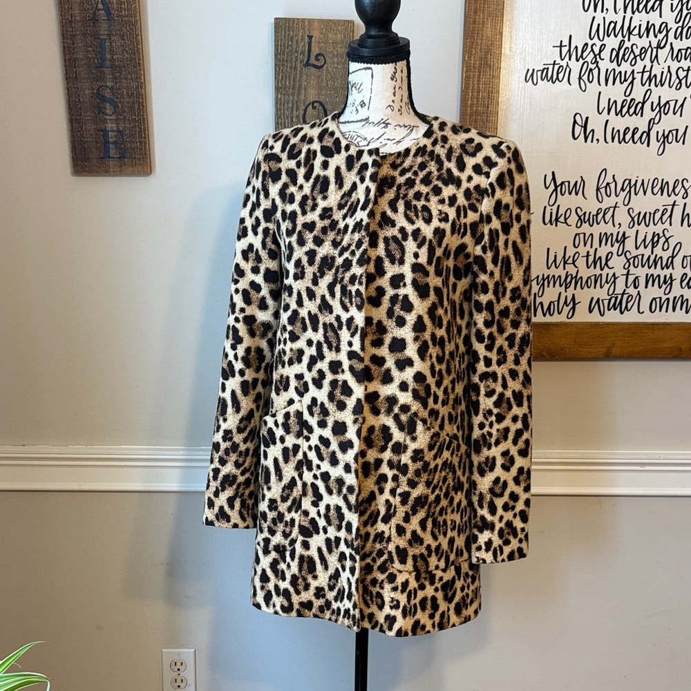 Zara Basic Women's Leopard Print Winter Jacket - image 1